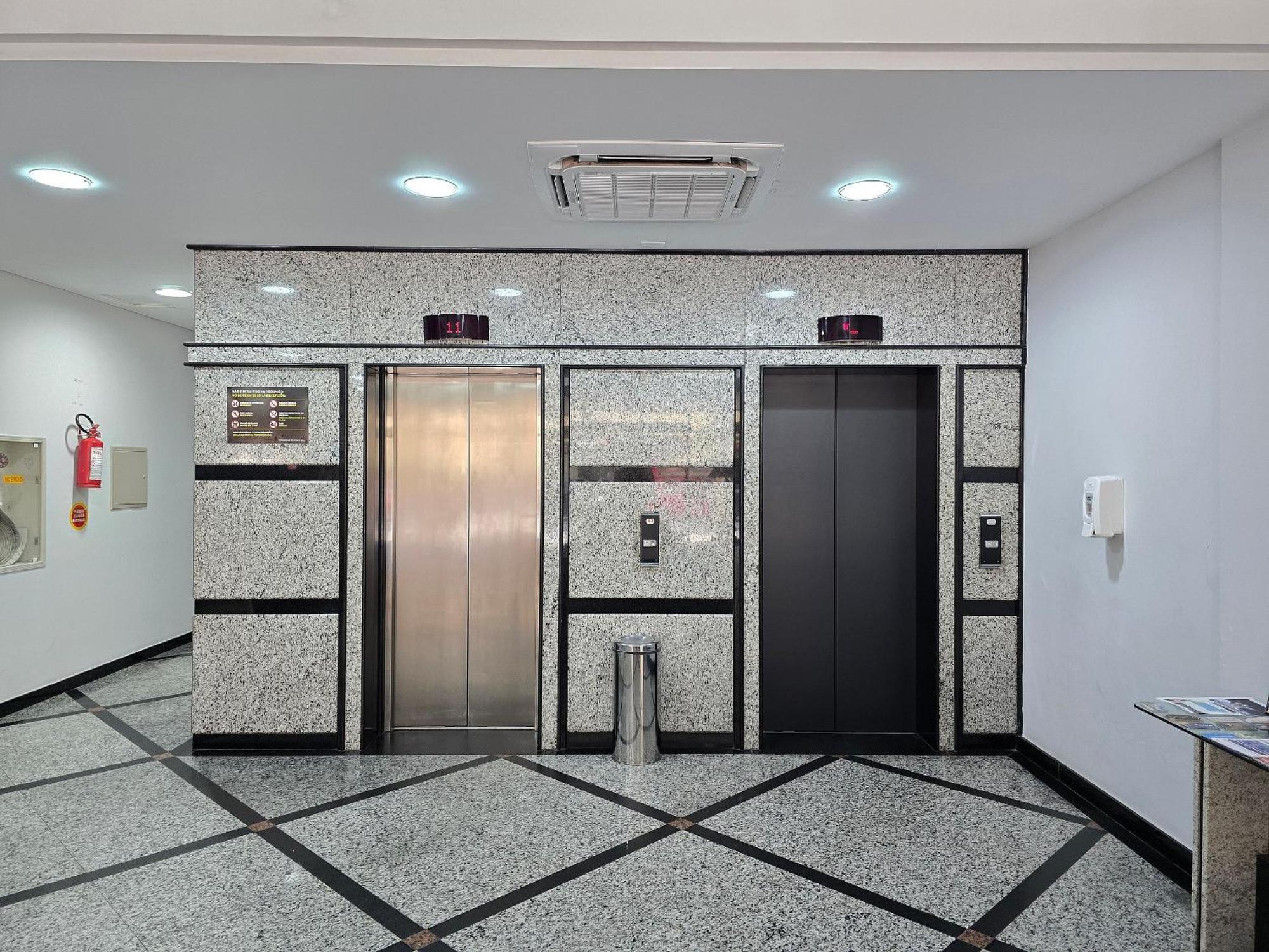Ed. Costa Sul - Centro Bc/piscina/jacuzzi/garagem Apartamento *
