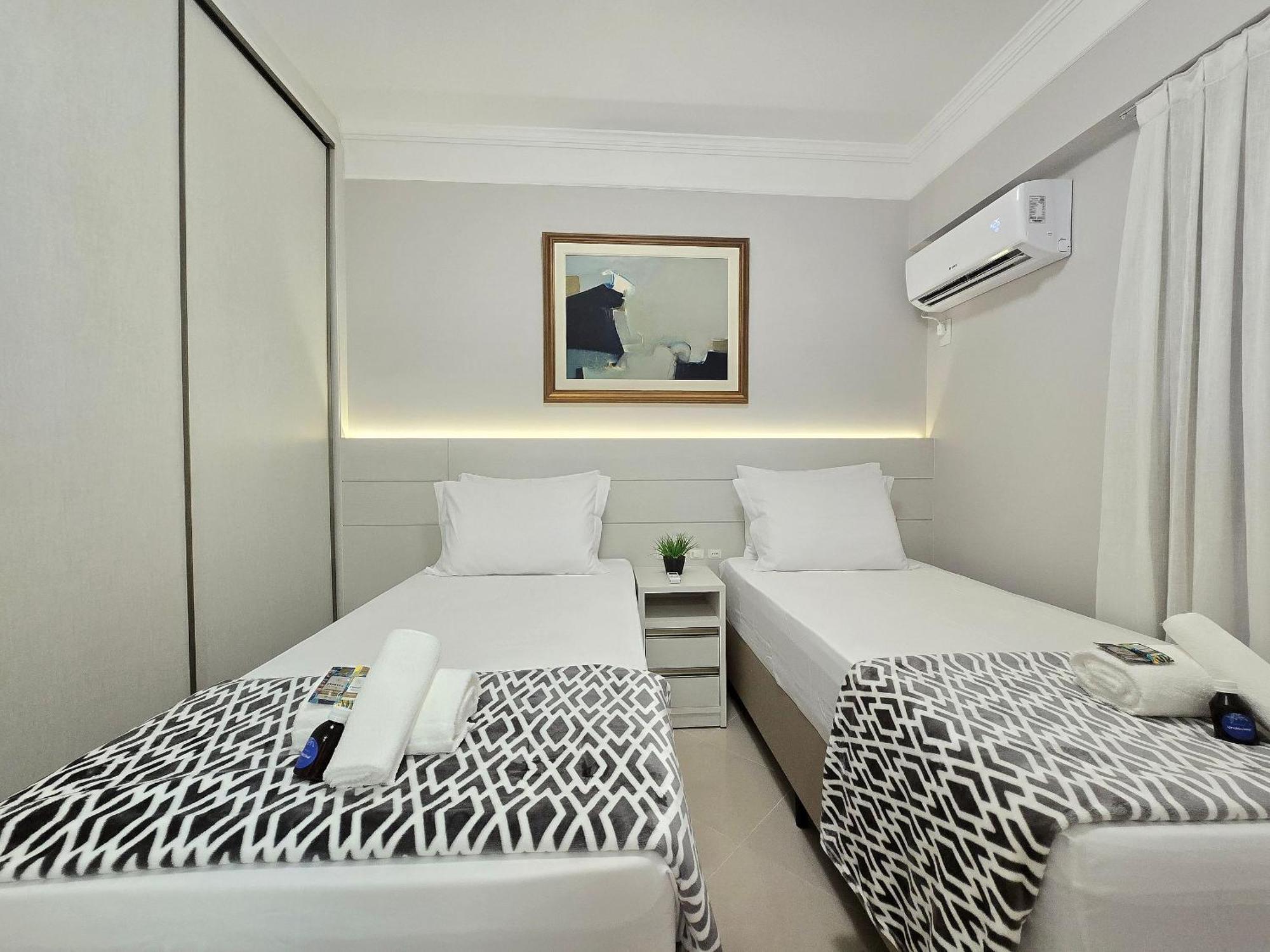 Ed. Costa Sul - Centro Bc/piscina/jacuzzi/garagem Apartamento Balneario Camboriu