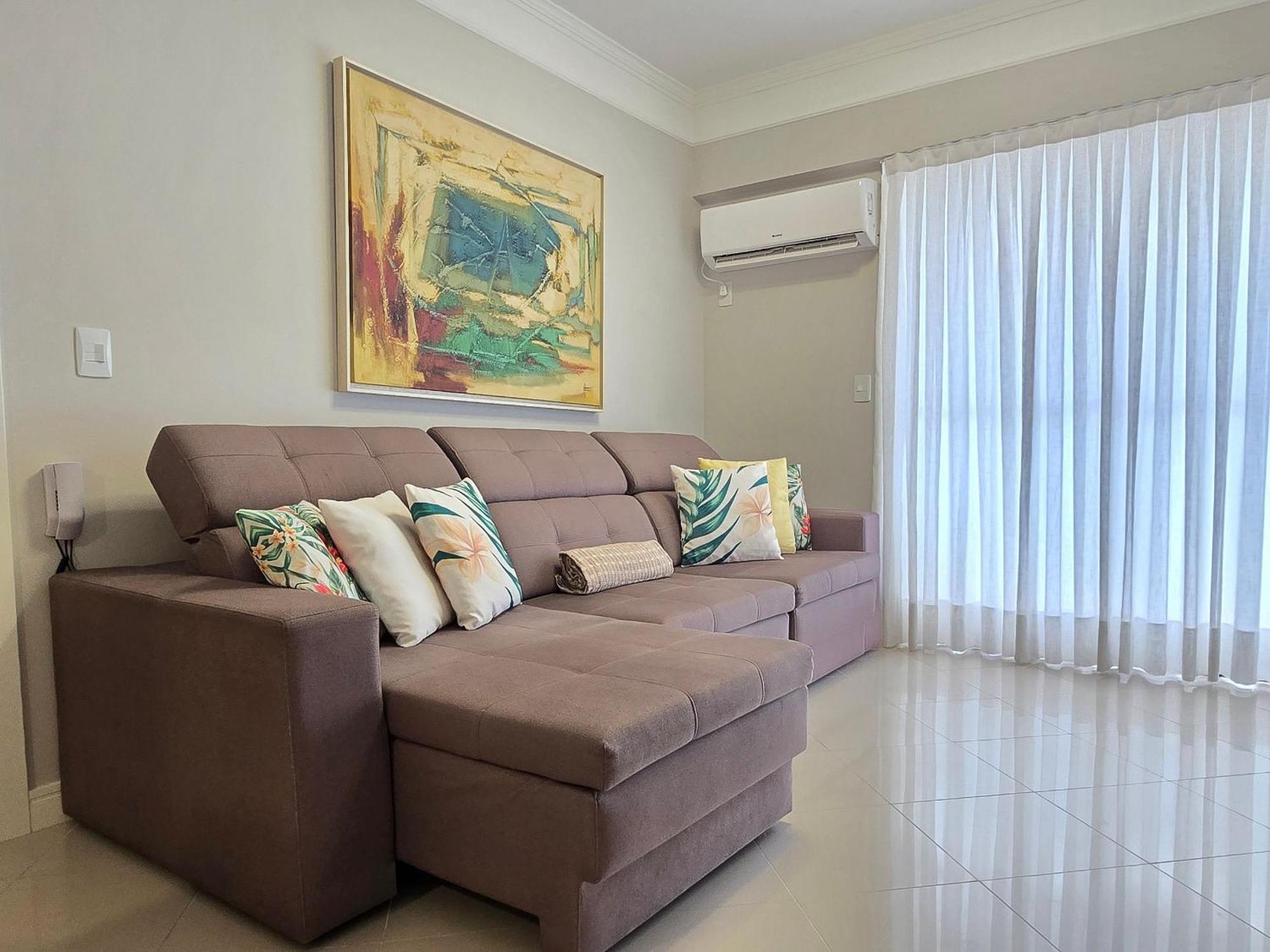 Ed. Costa Sul - Centro Bc/piscina/jacuzzi/garagem Apartamento *