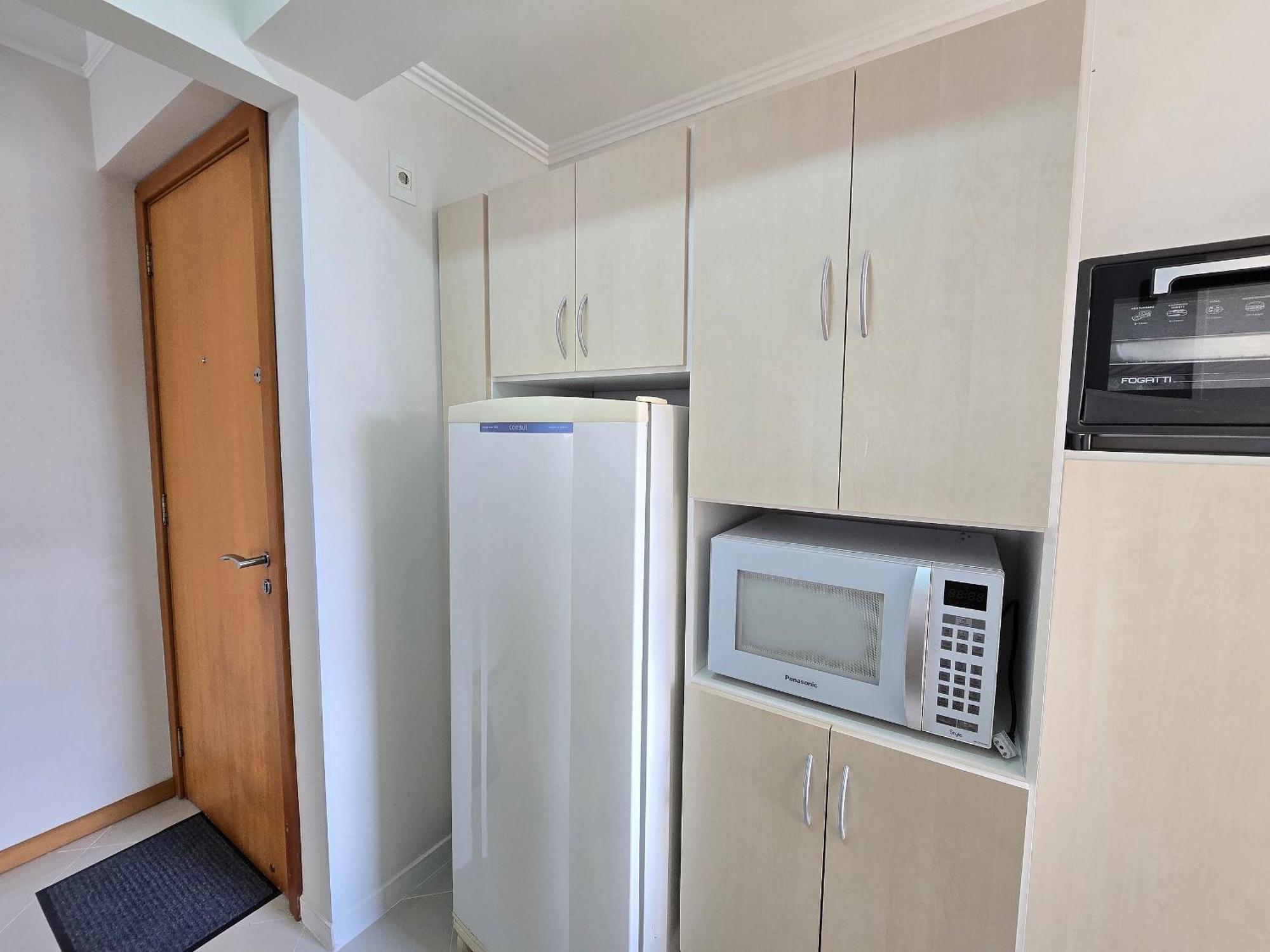 Ed. Costa Sul - Centro Bc/piscina/jacuzzi/garagem *