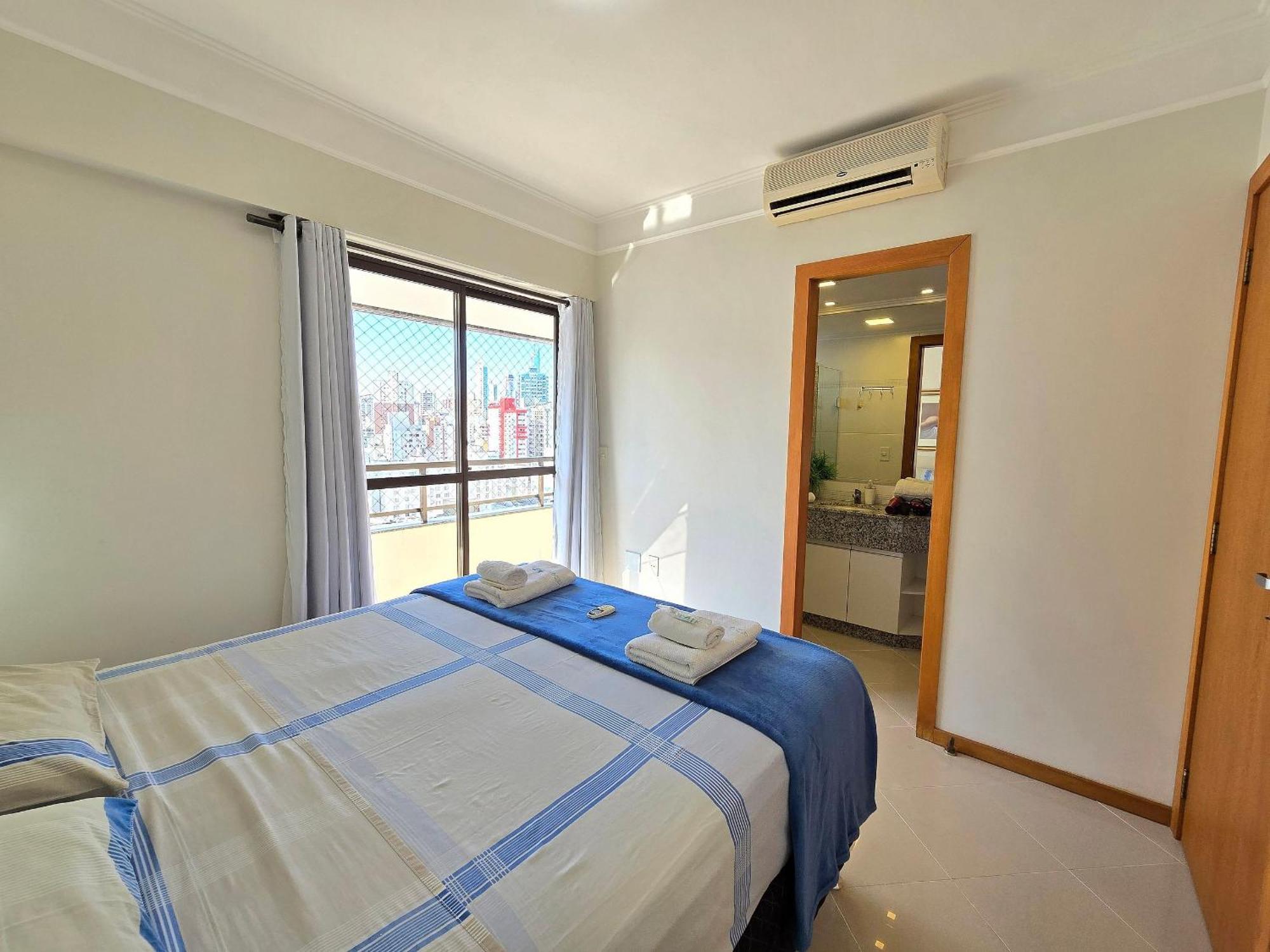 Apartamento Ed. Costa Sul - Centro Bc/piscina/jacuzzi/garagem *