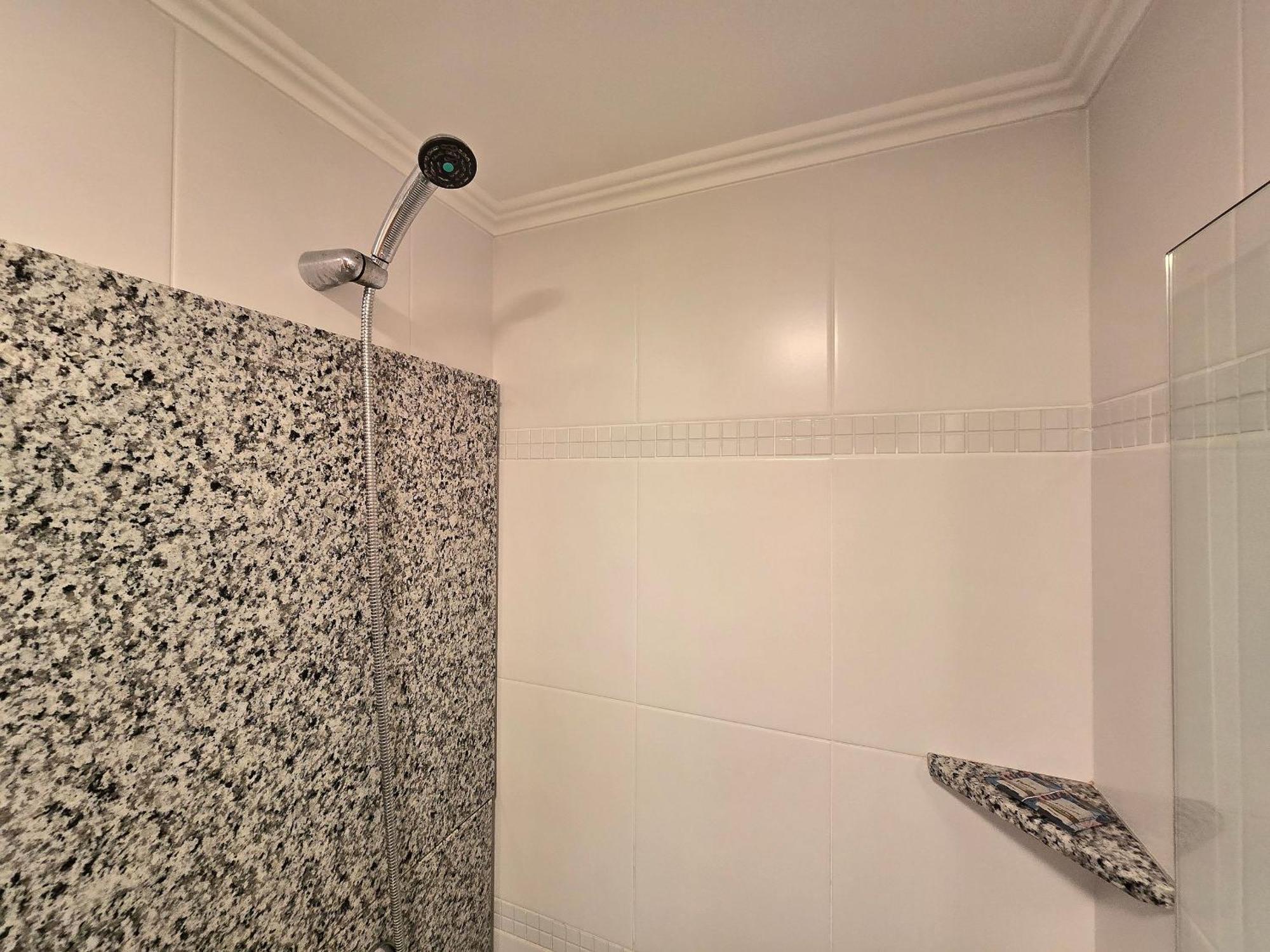 Ed. Costa Sul - Centro Bc/piscina/jacuzzi/garagem Apartamento *